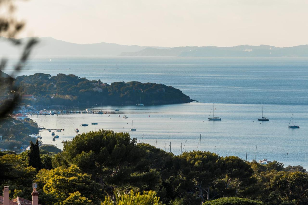 Salines Hotel Hyeres Bagian luar foto