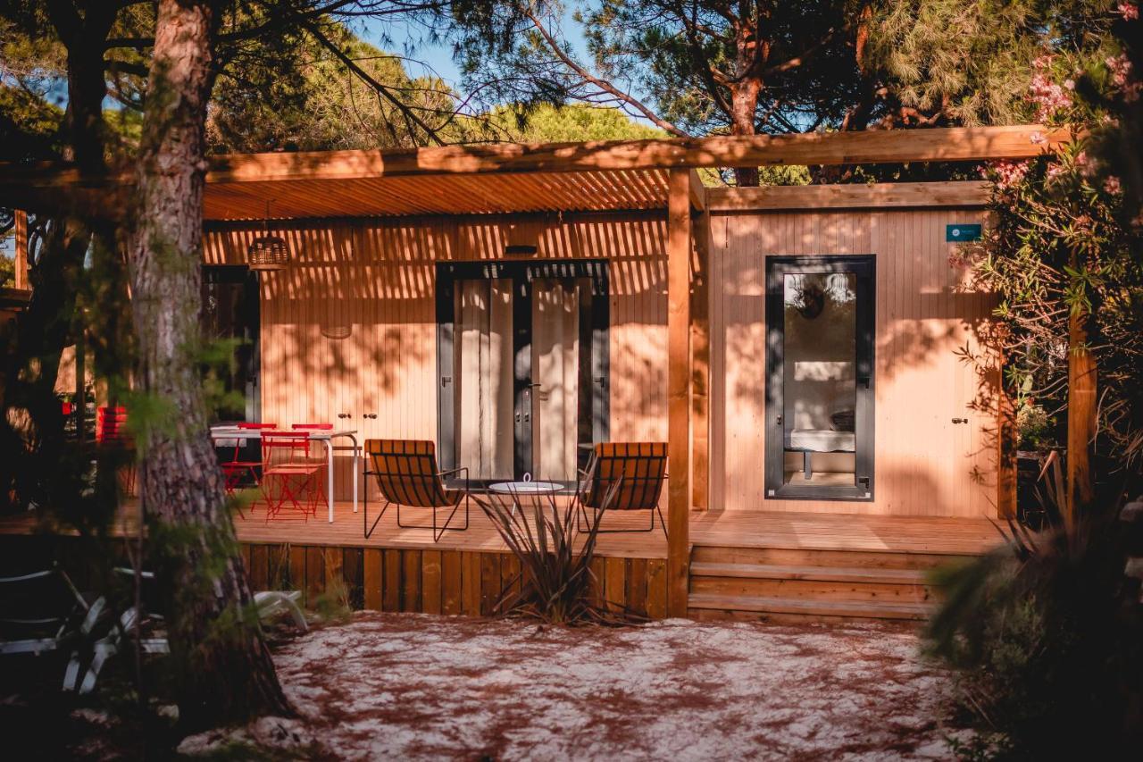 Salines Hotel Hyeres Bagian luar foto